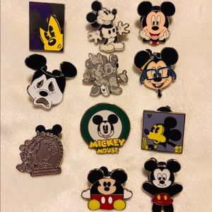 Mickey Mouse Disney Collector Trading Pin Lot 11pc
